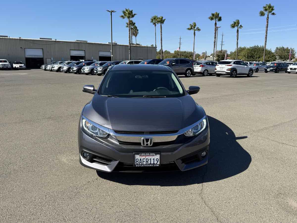 Used 2017 Honda Civic EX-T image 4