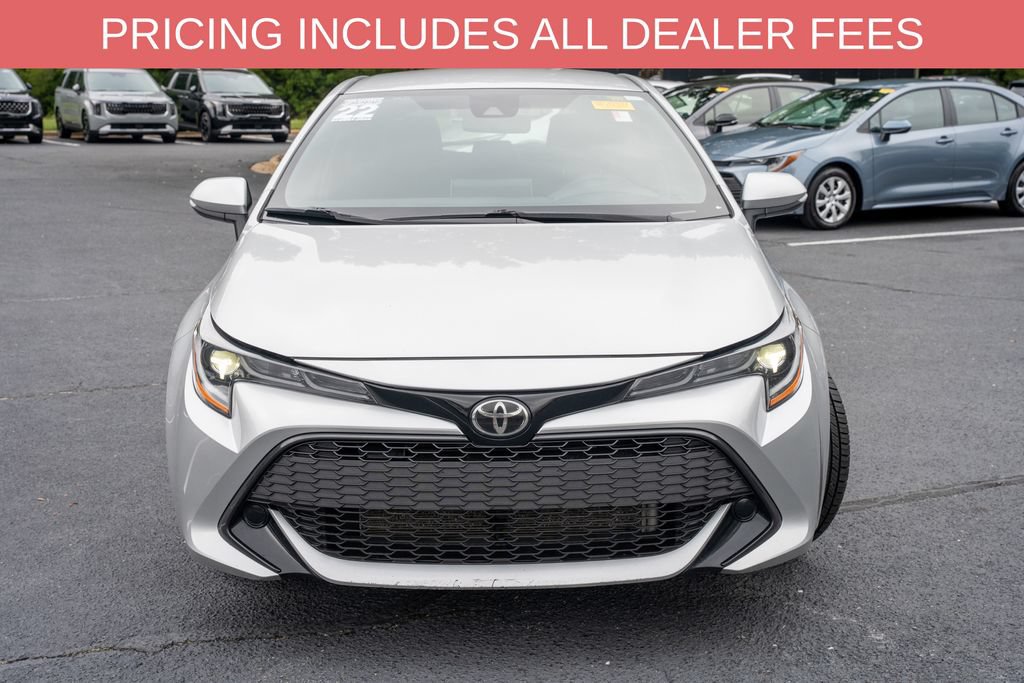 Used 2022 Toyota Corolla SE FWD image 2