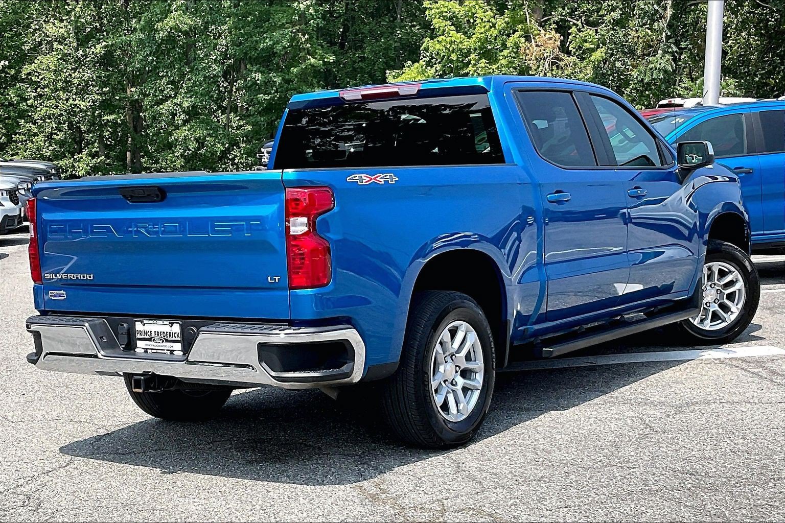 Used 2023 Chevrolet Silverado 1500 LT w/ Protection Package AWD/4WD image 12