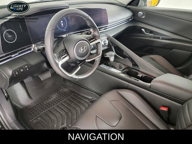 Used 2023 Hyundai Elantra Limited image 12