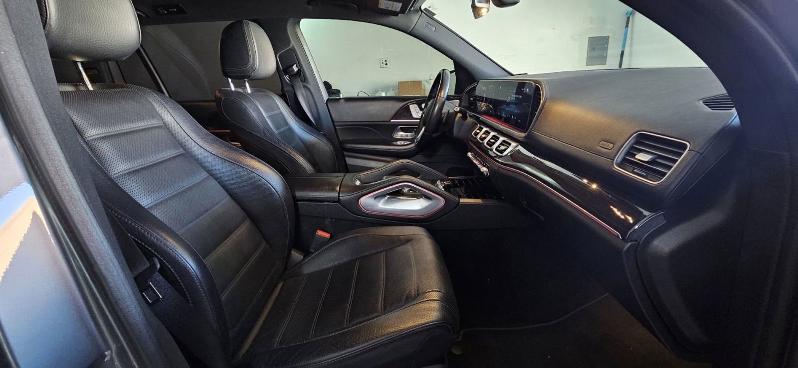Used 2022 Mercedes-Benz GLS 450 4MATIC image 16