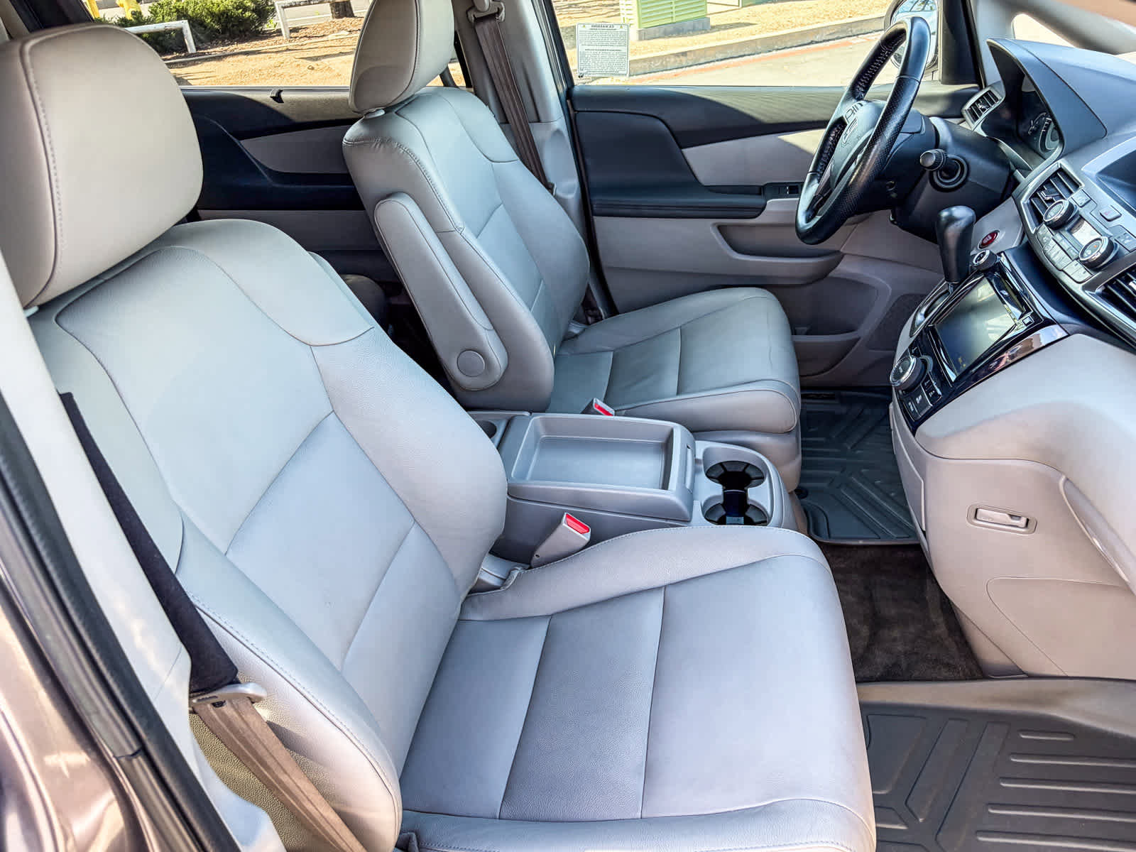 Used 2015 Honda Odyssey EX-L image 16