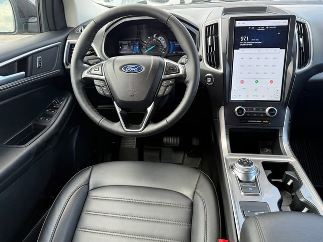 Certified 2024 Ford Edge SEL w/ Convenience Package image 8