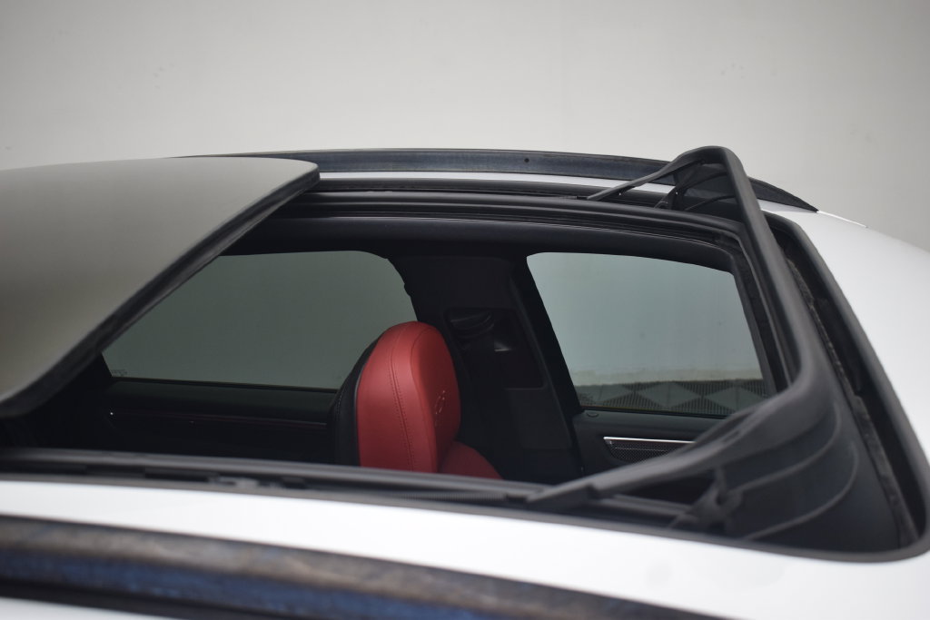 Used 2021 Porsche Macan GTS AWD/4WD image 18
