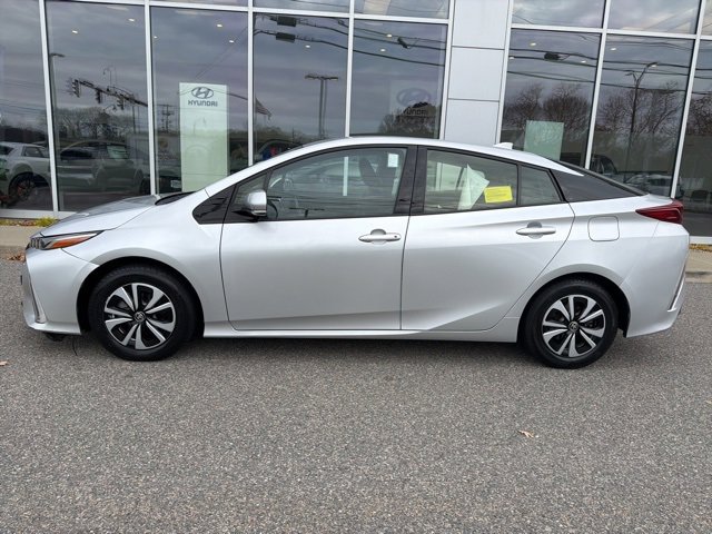 Used 2018 Toyota Prius Prime Premium image 8