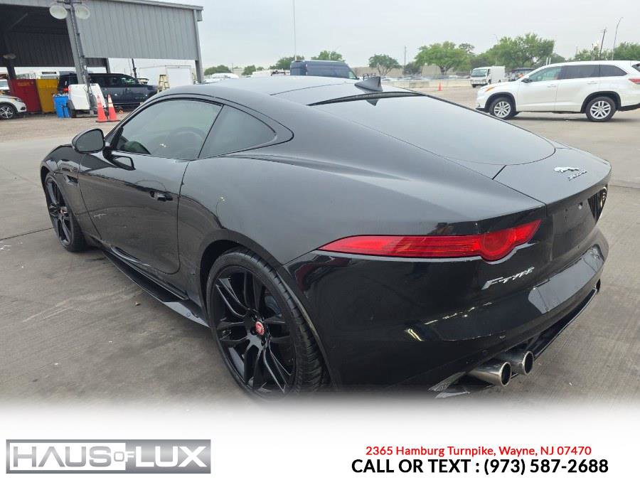 Used 2017 Jaguar F-TYPE R AWD/4WD image 7
