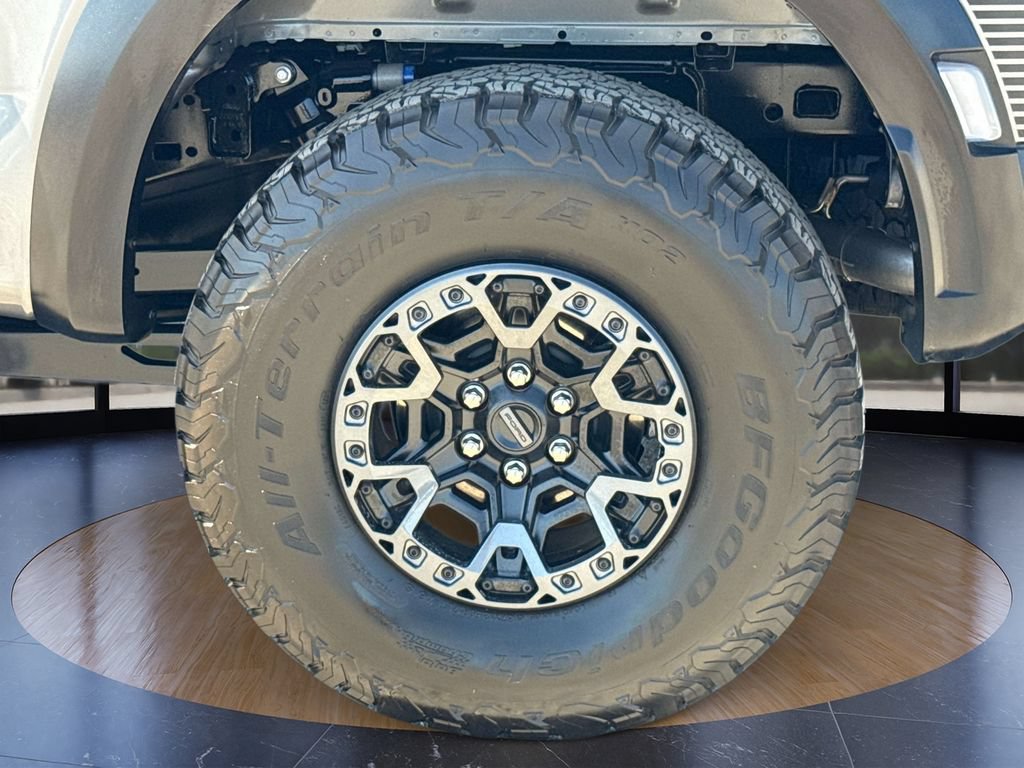 Certified 2025 Ford F150 Raptor w/ Equipment Group 803A Raptor R AWD/4WD image 38