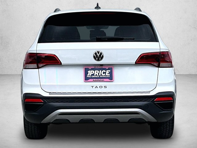 Used 2024 Volkswagen Taos S FWD image 4