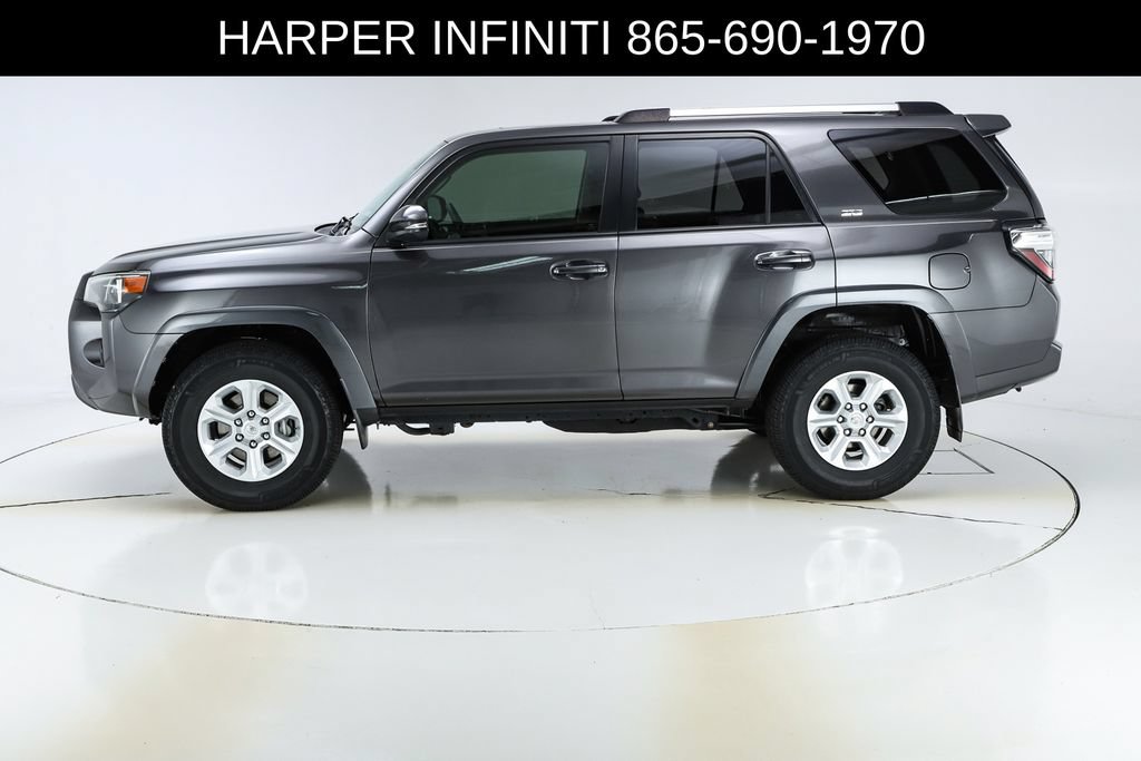 Used 2020 Toyota 4Runner SR5 Premium w/ Moonroof Package AWD/4WD image 2