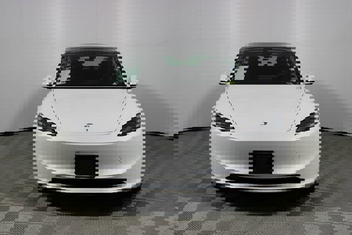 Used 2024 Tesla Model 3 Long Range image 2