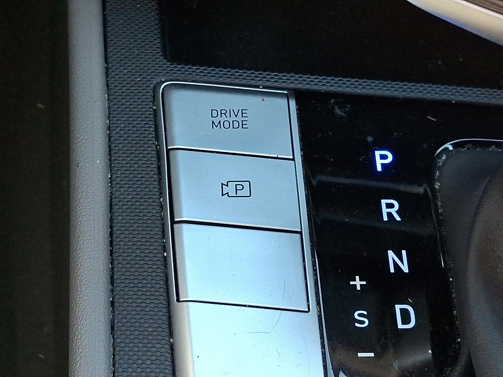 Certified 2023 Hyundai Elantra SEL image 24