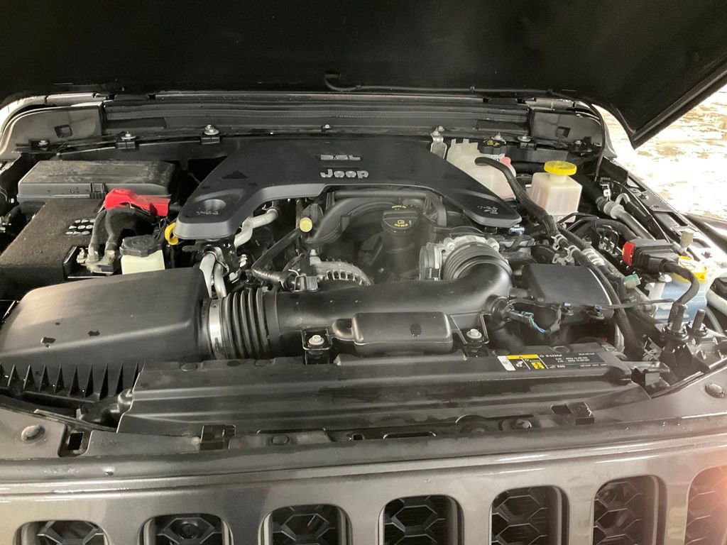 Used 2020 Jeep Gladiator Rubicon w/ Cold Weather Group image 22