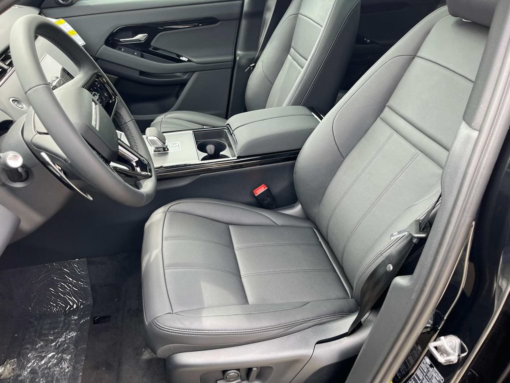 New 2026 Land Rover Range Rover Evoque S AWD/4WD image 12