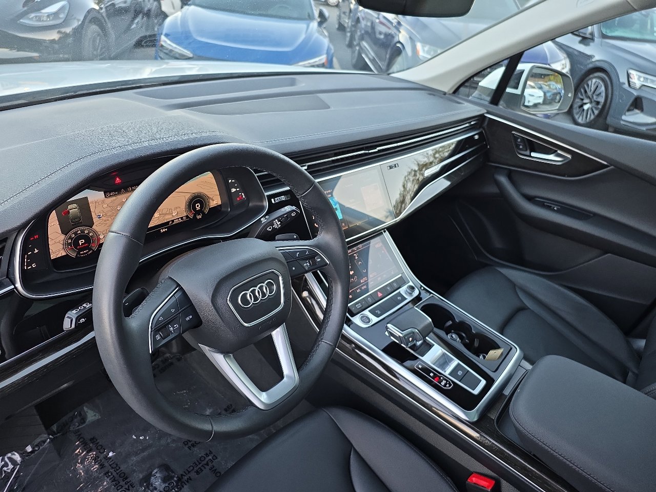 Used 2023 Audi Q7 2.0T Premium w/ Convenience Package image 29