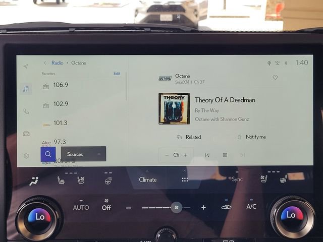 Used 2024 Lexus GX 550 image 24