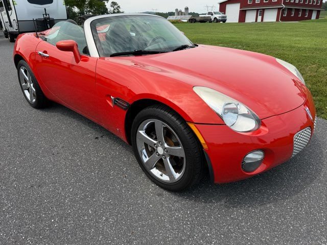 Used 2008 Pontiac Solstice Convertible w/ Premium Package RWD image 6