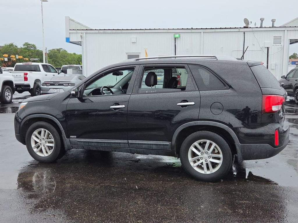 Used 2015 Kia Sorento LX AWD/4WD image 4