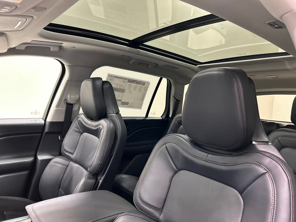 New 2026 Lincoln Aviator Reserve AWD/4WD image 25