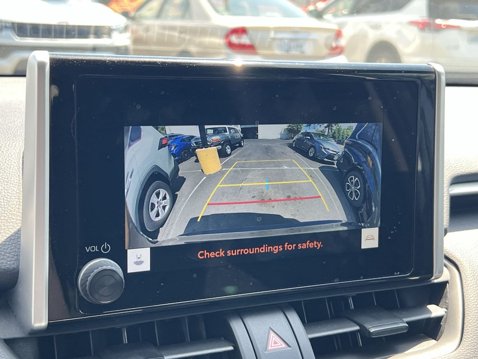 Used 2025 Toyota RAV4 XLE FWD image 16