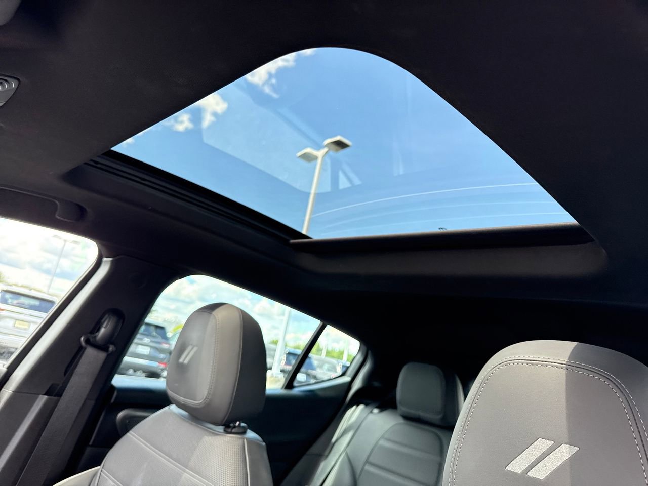 Used 2024 Dodge Hornet GT image 13