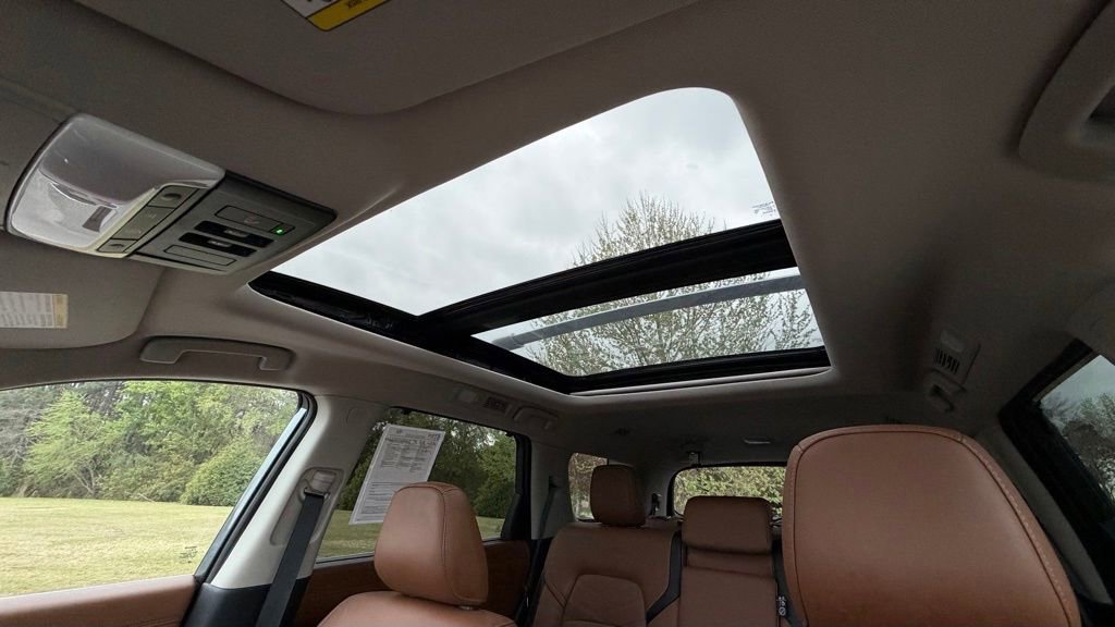 Certified 2025 Nissan Pathfinder Platinum w/ Cargo Package image 26