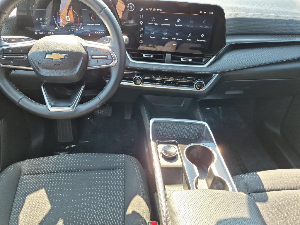 Used 2026 Chevrolet Equinox LT AWD/4WD image 24