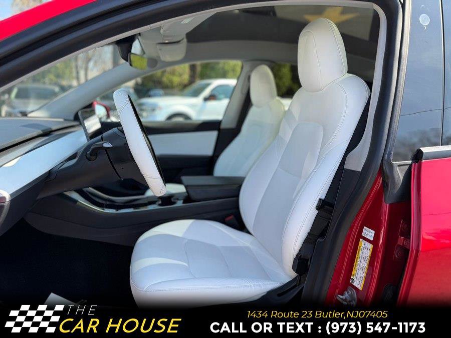 Used 2021 Tesla Model Y Long Range AWD/4WD image 16