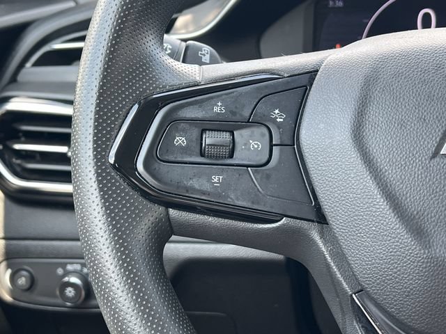 Used 2023 Chevrolet Bolt EUV LT w/ Driver Confidence Package FWD image 27