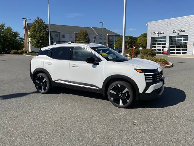 New 2026 Nissan Kicks SR w/ Cold Weather Package