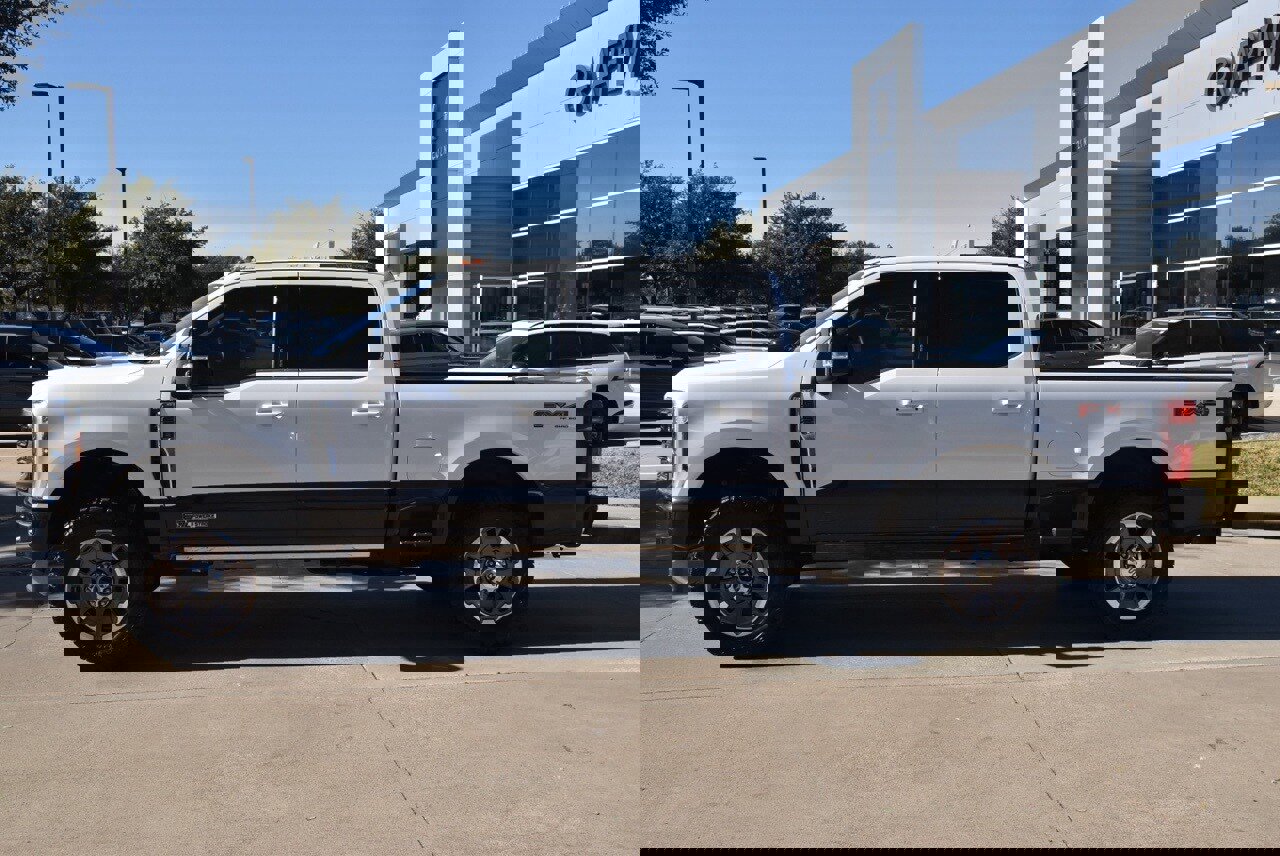 Used 2024 Ford F250 King Ranch w/ FX4 Off-Road Package image 12