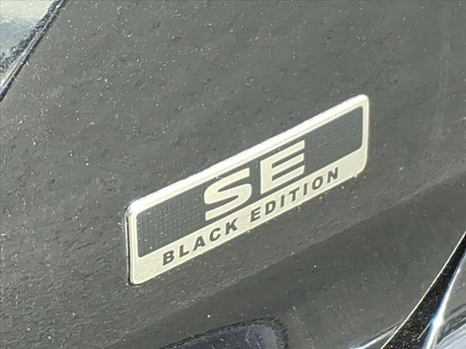 Used 2023 Mitsubishi Outlander SE Black Edition image 33