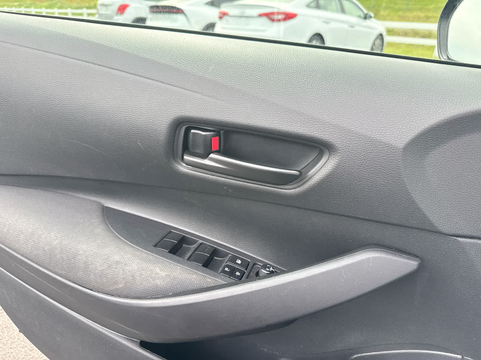 Used 2023 Toyota Corolla LE FWD image 19