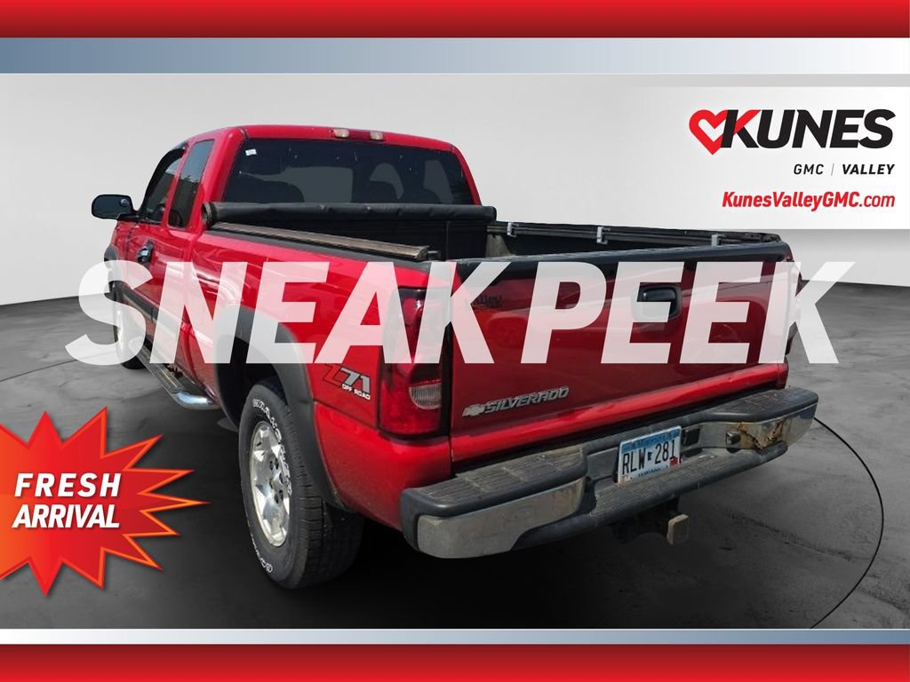 Used 2007 Chevrolet Silverado 1500 LT w/ Extended Cab Value Package AWD/4WD image 7