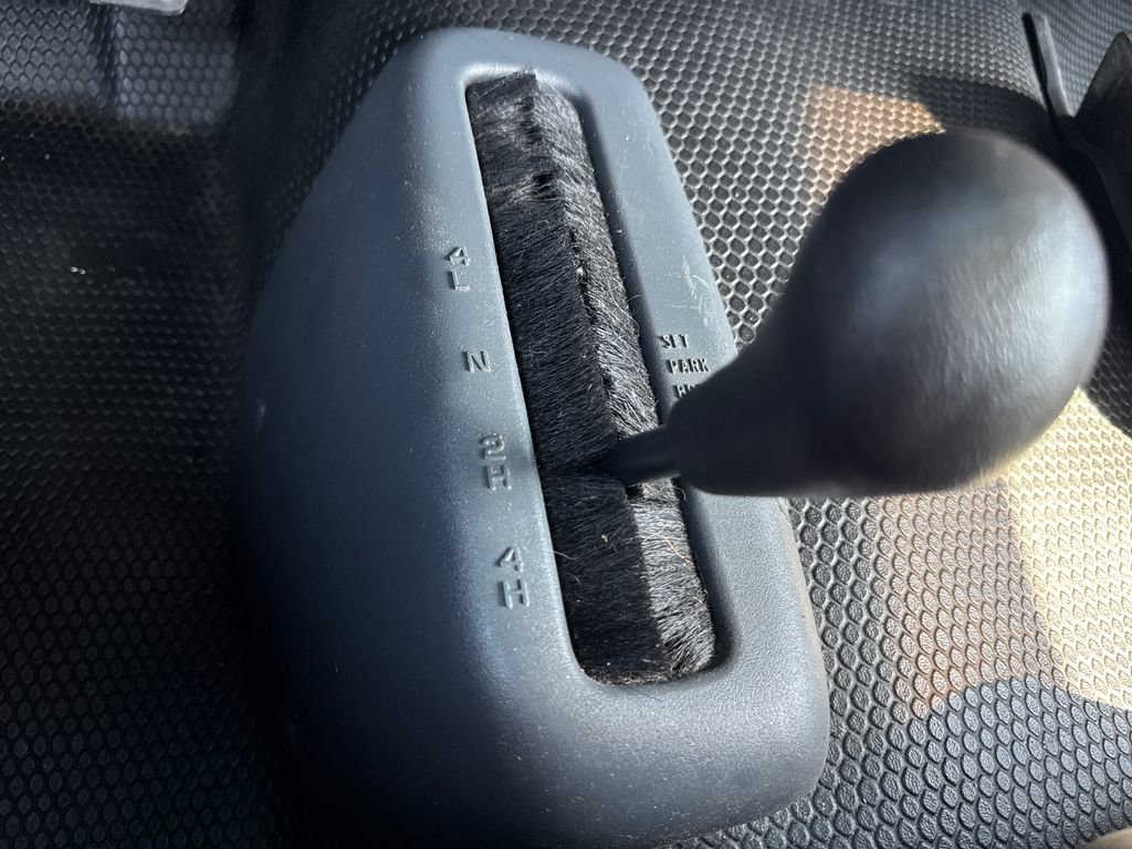 Used 2002 Chevrolet Silverado 1500 4x4 Regular Cab image 19