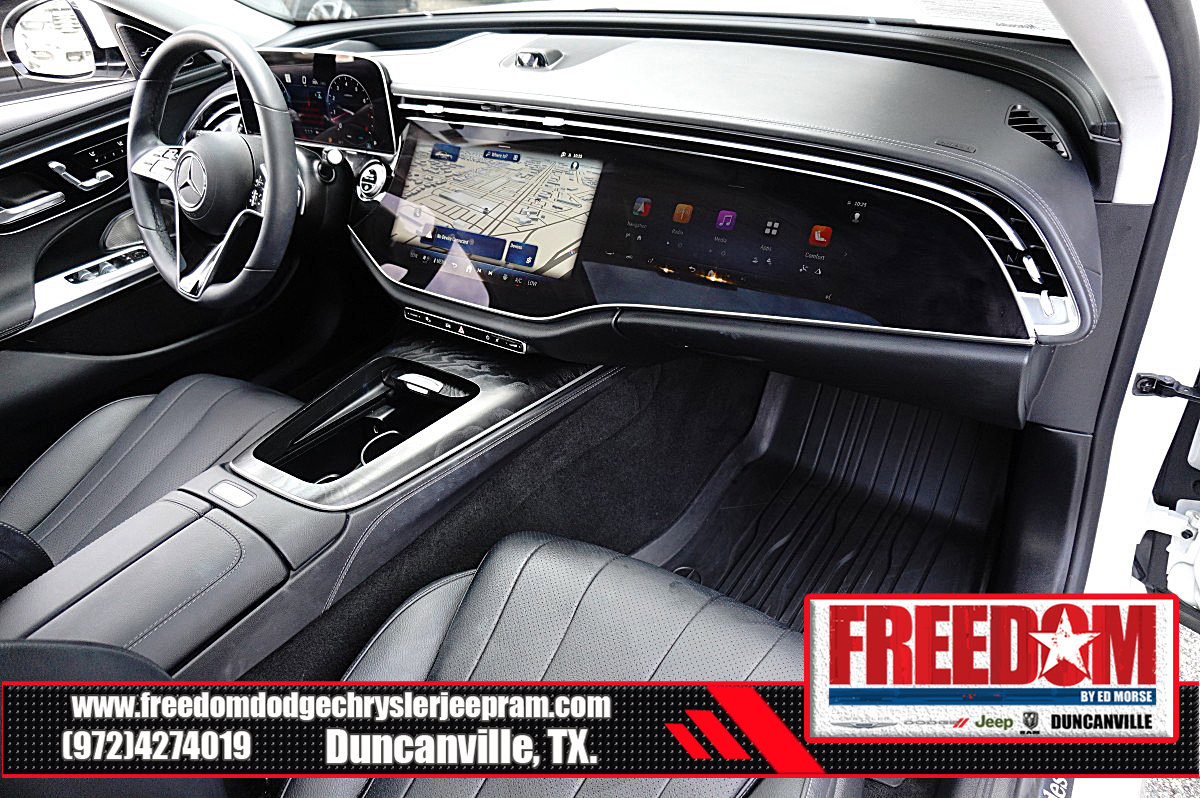 Used 2025 Mercedes-Benz E 350 Sedan image 12