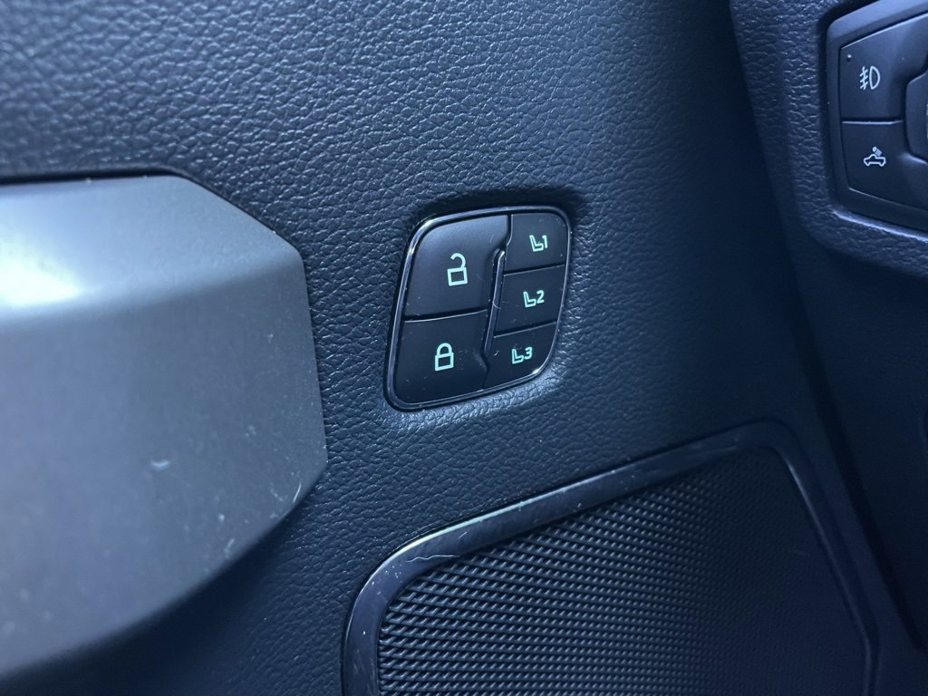 Used 2022 Ford F350 Lariat w/ Lariat Ultimate Package image 26