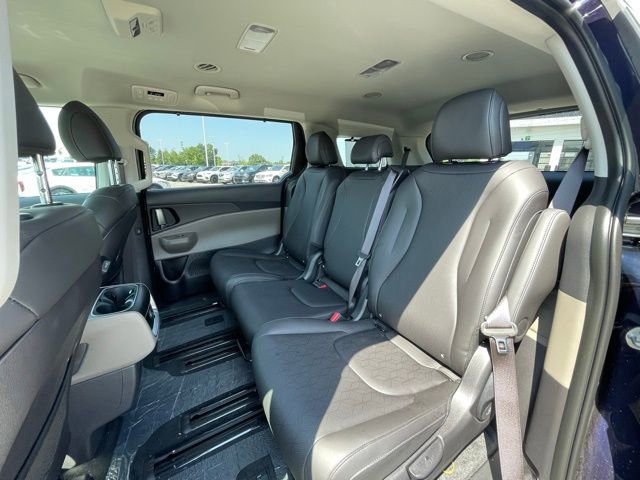 New 2026 Kia Carnival EX image 26