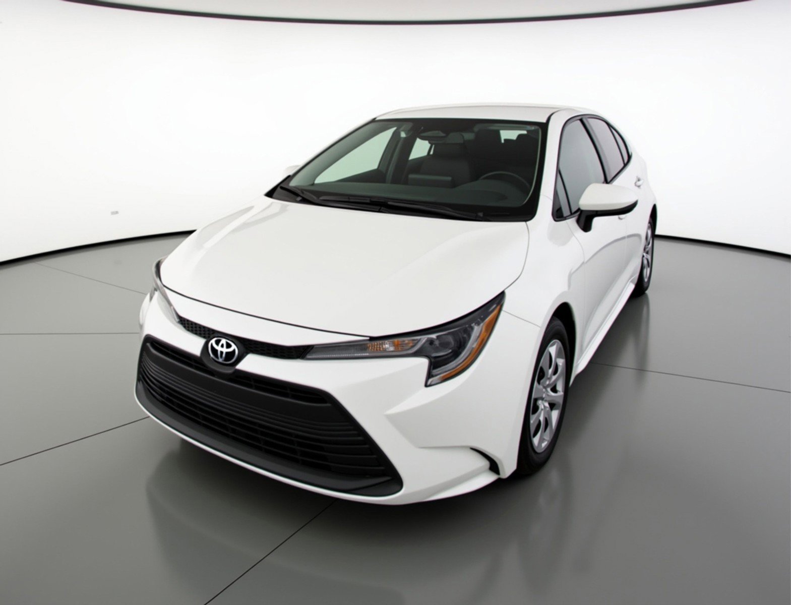 Used 2025 Toyota Corolla LE image 3