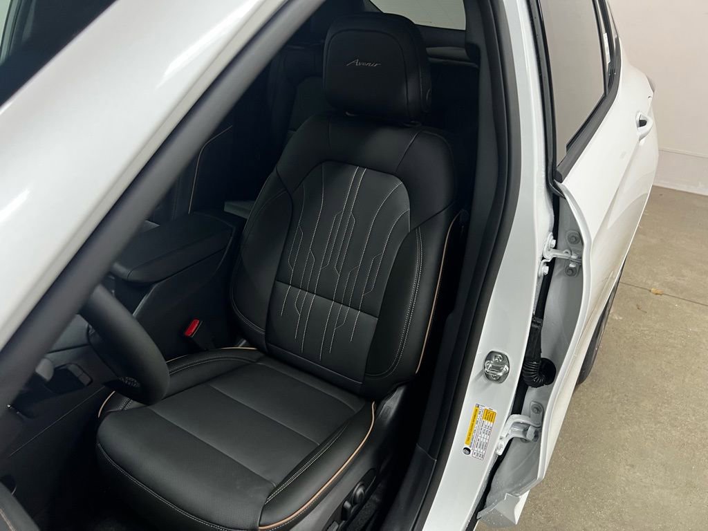 New 2026 Buick Envista Avenir image 24