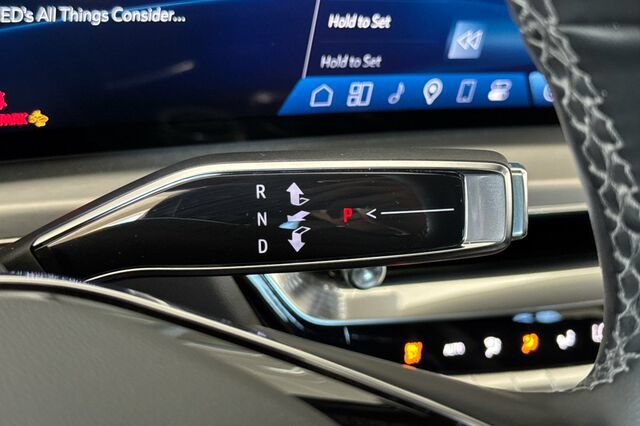 Certified 2024 Cadillac Lyriq Sport AWD/4WD image 21