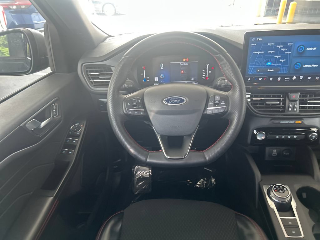 Used 2024 Ford Escape ST-Line w/ Tech Pack #1 AWD/4WD image 16