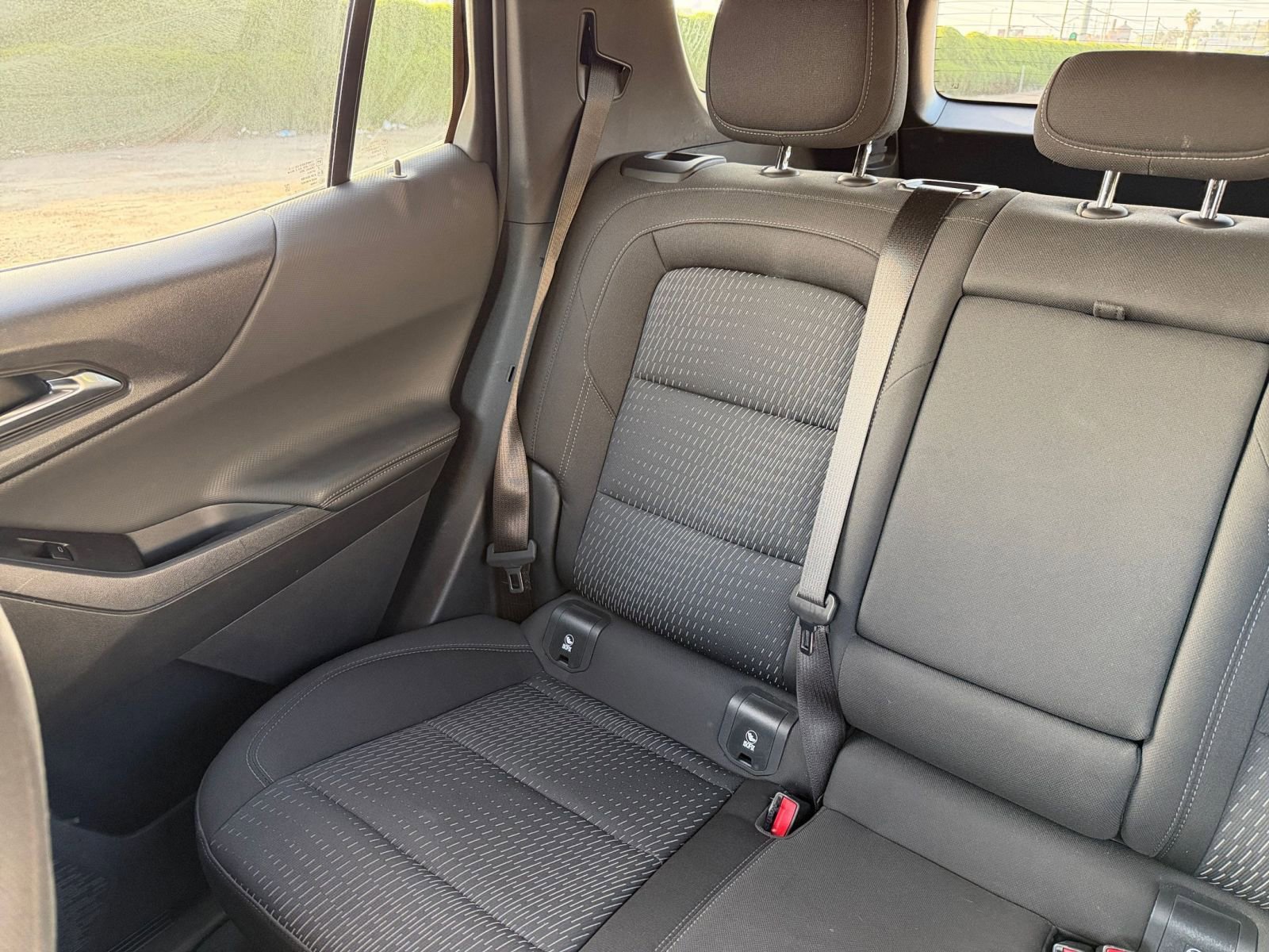 Used 2025 Chevrolet Equinox LT image 38