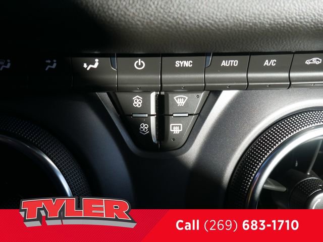 Used 2025 Chevrolet Blazer LT image 32