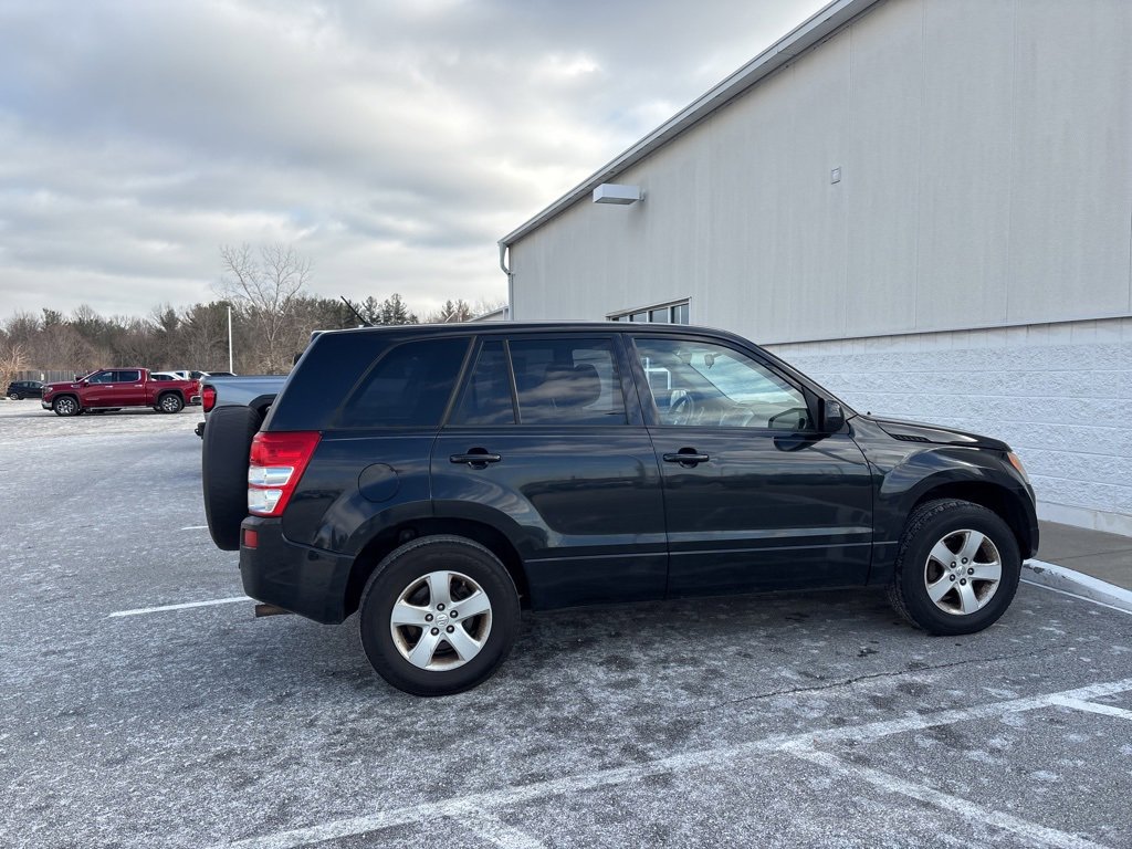 Used 2011 Suzuki Grand Vitara Premium image 5