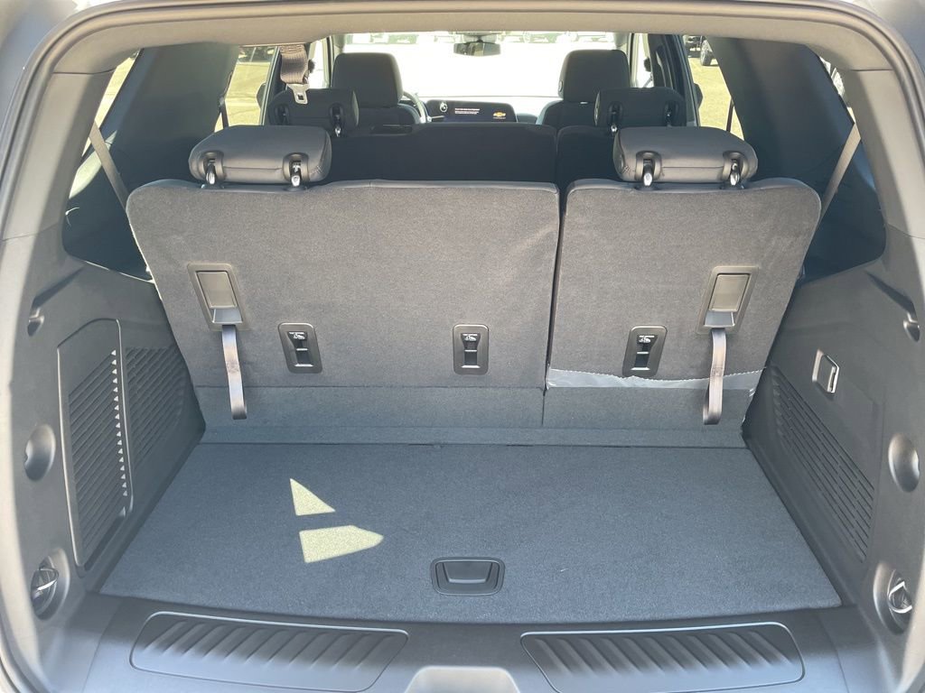 New 2026 Chevrolet Tahoe LS image 33