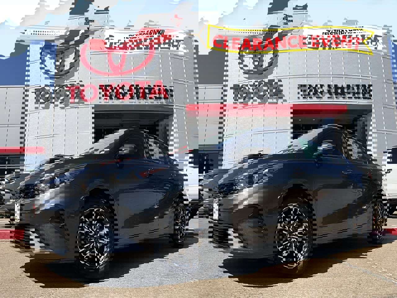 Used 2024 Kia Forte LXS w/ LXS Technology Package