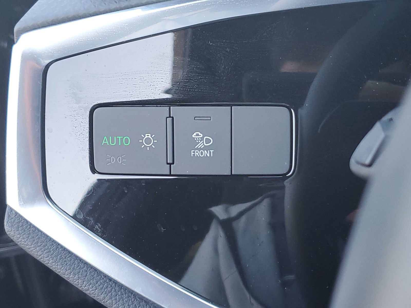 Used 2025 Audi Q3 2.0T Premium Plus w/ Premium Plus Package image 25