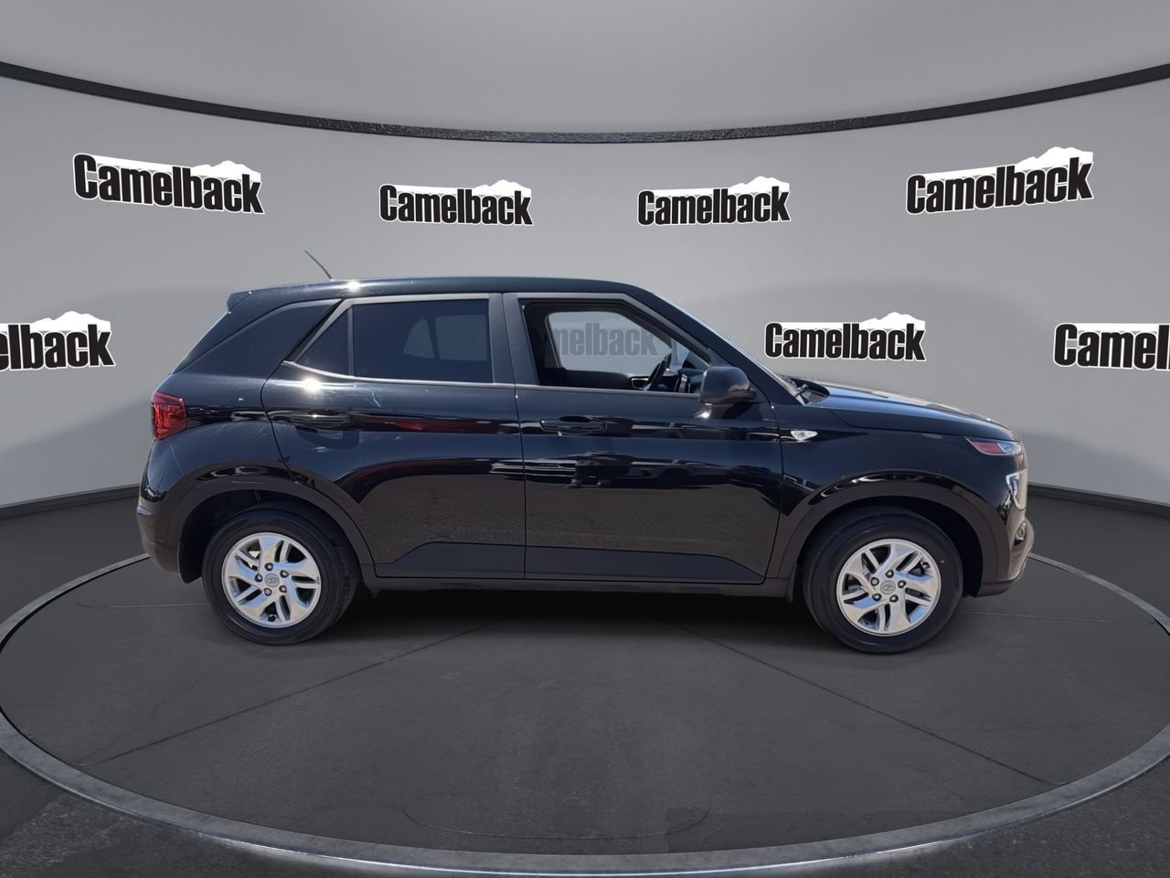 Used 2023 Hyundai Venue SE FWD image 8