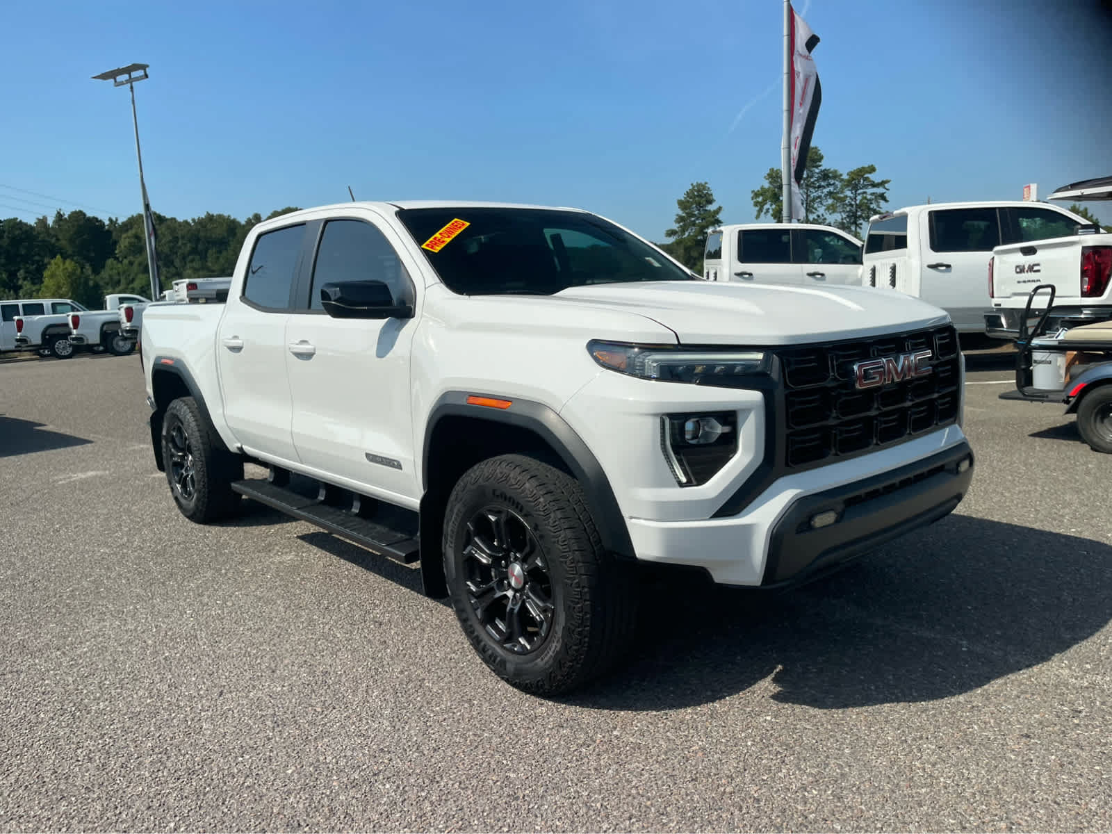 Used 2023 GMC Canyon Elevation w/ Trailering Package RWD image 3