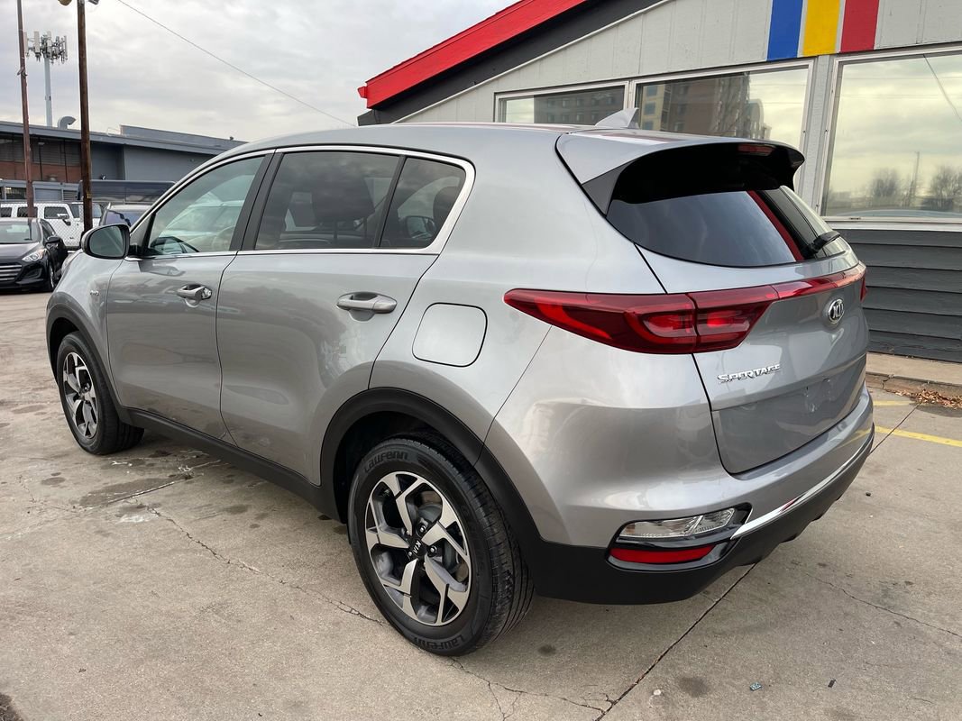 Used 2022 Kia Sportage LX image 4